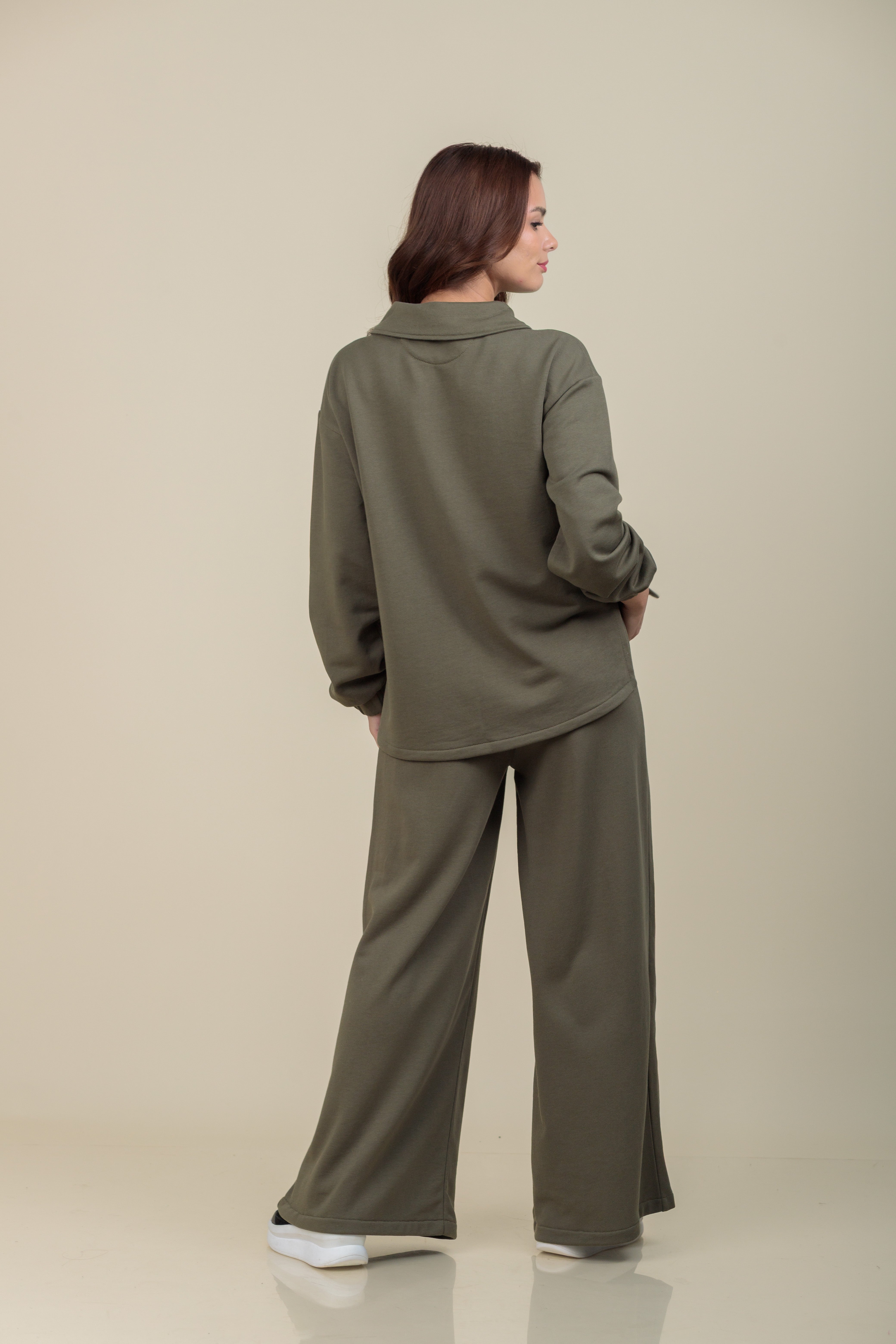 Polera camisera Aura verde musgo