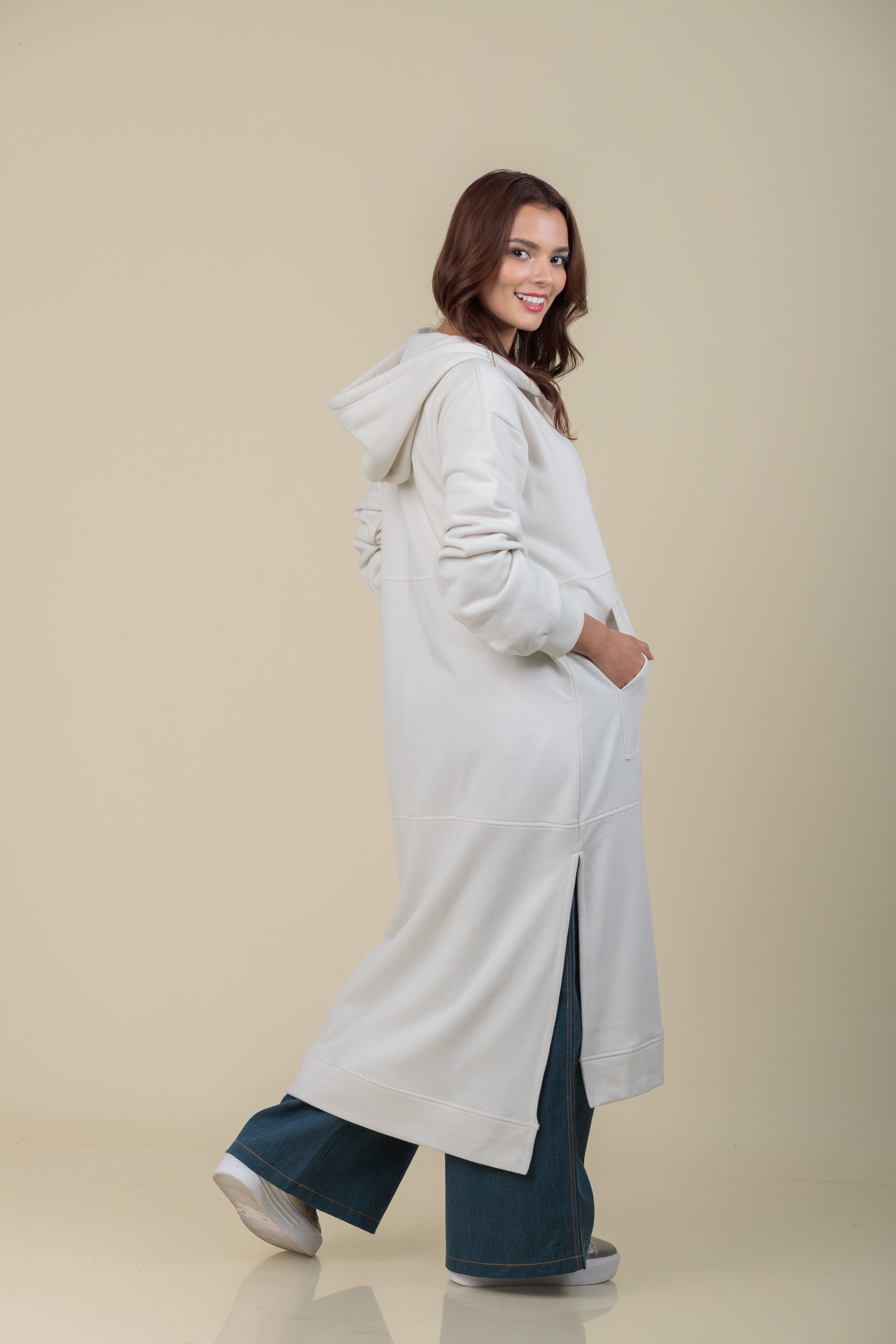 Maxi Hoodie Refugio hueso